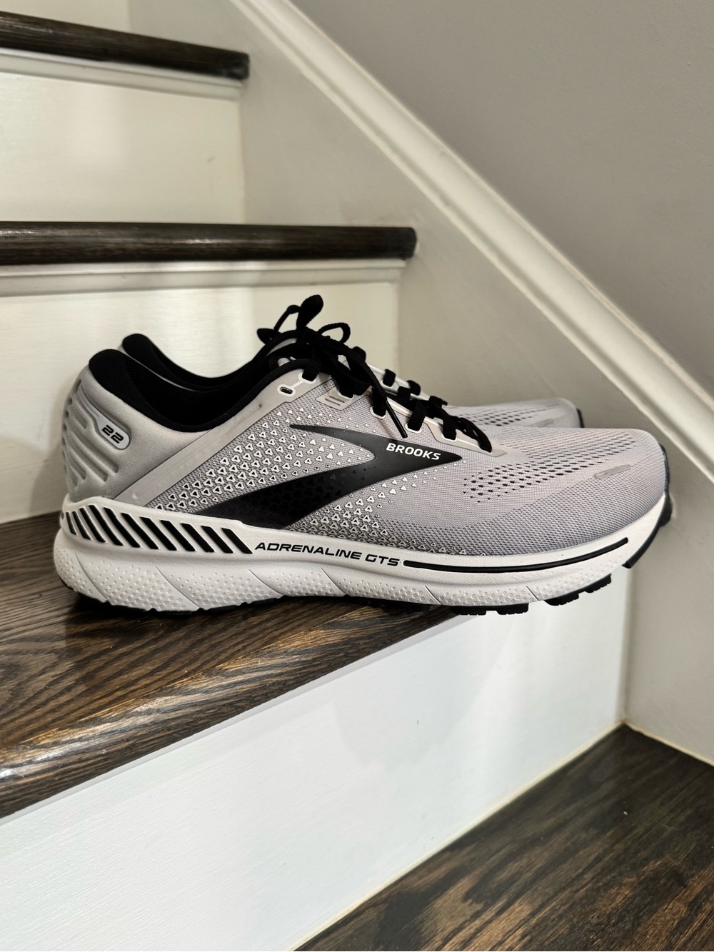 Men's Brooks Adrenaline GTS 22 Grey Size 12.5 4E Extra Wide New
